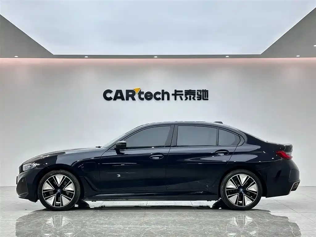 BMW i3 2024 из CN, фото 8