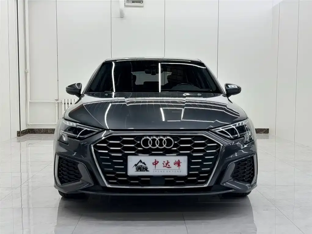 Audi A3 2023 из CN, фото 3