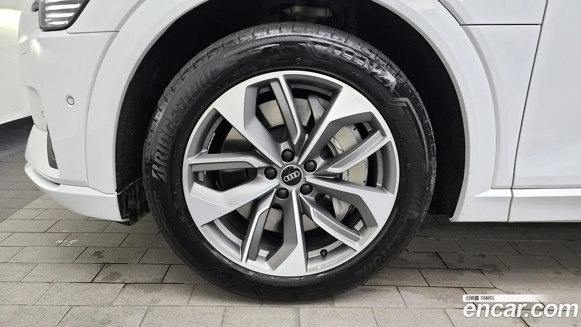 Audi e-tron 2022 из KR, фото 5