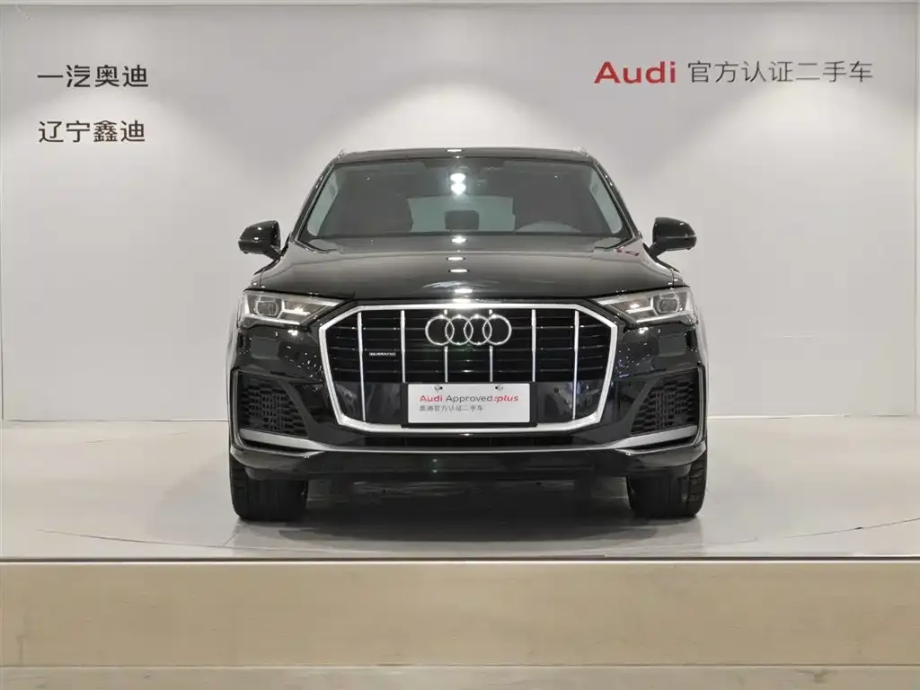 Audi Q7 2023 из CN, фото 6