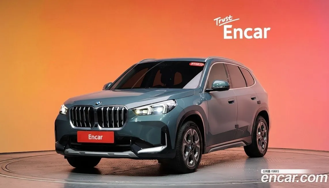 BMW X1 — фото 1