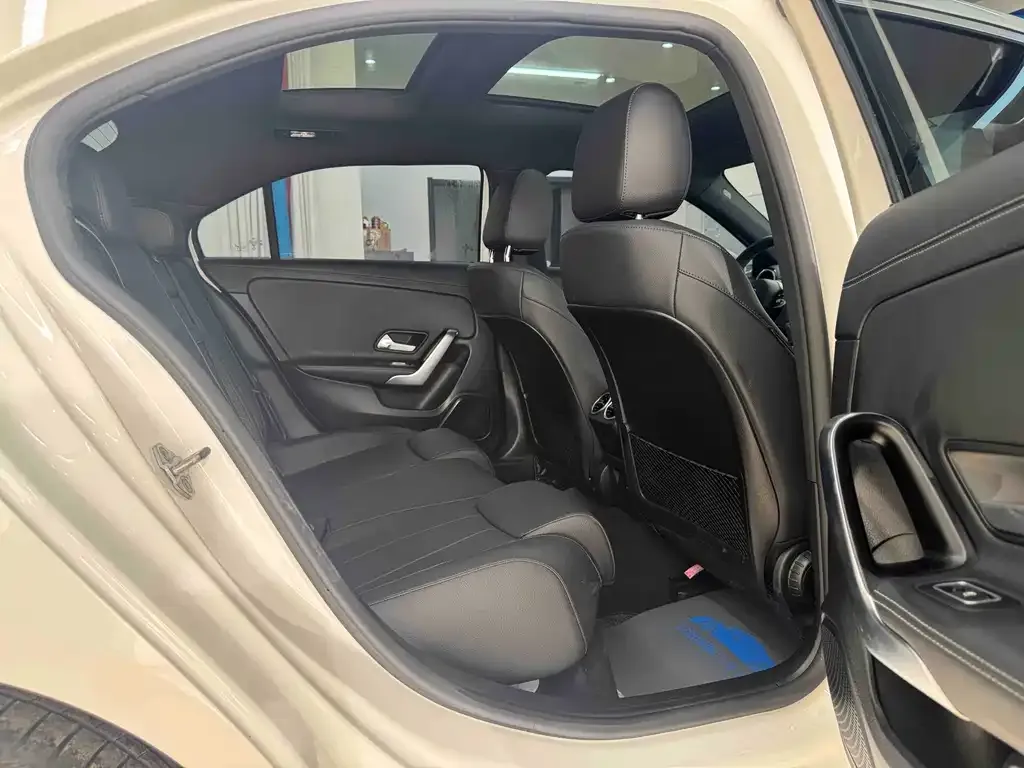 Mercedes-Benz A-Class 2022 из CN, фото 10