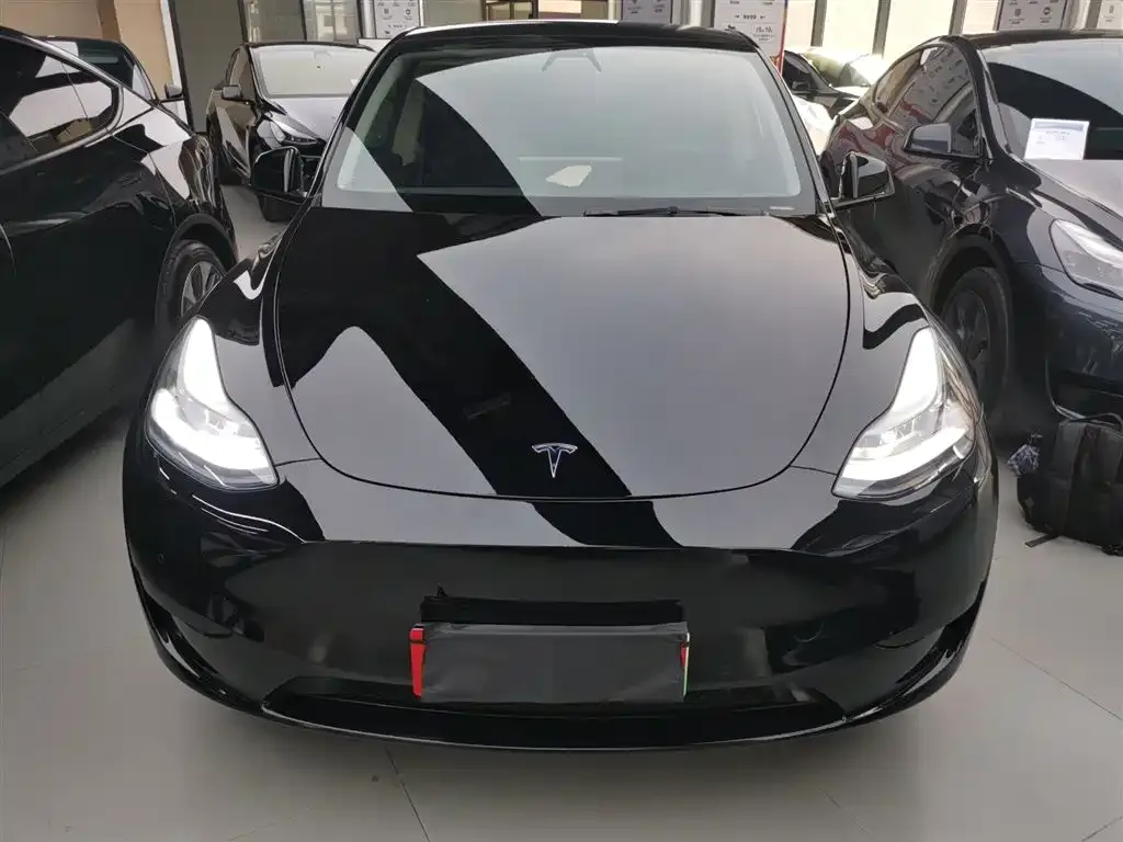 Tesla Model Y — фото 7
