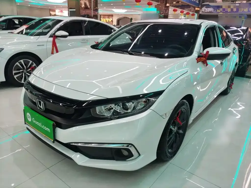 Honda Civic — фото 8