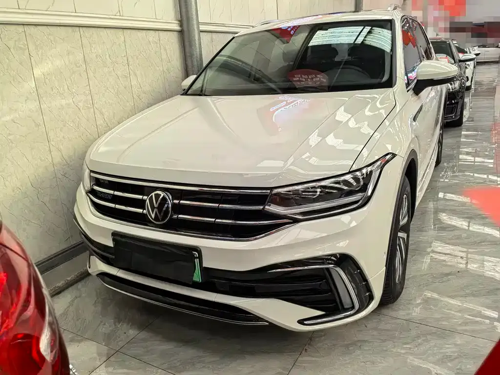Volkswagen Tiguan L New Energy — фото 2