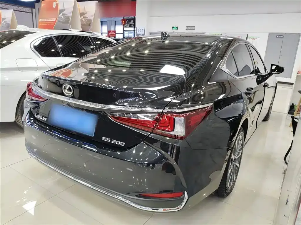 Lexus ES 2024 из CN, фото 3