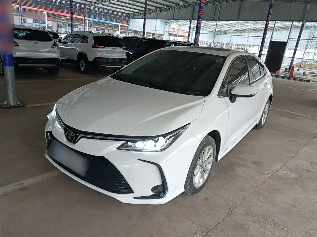 Toyota Corolla 2021 из CN, фото 1