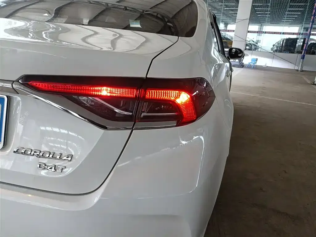 Toyota Corolla 2021 из CN, фото 10