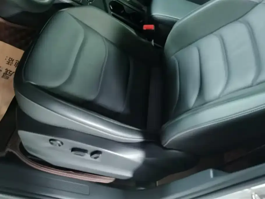 Volkswagen Tiguan L 2021 из CN, фото 9