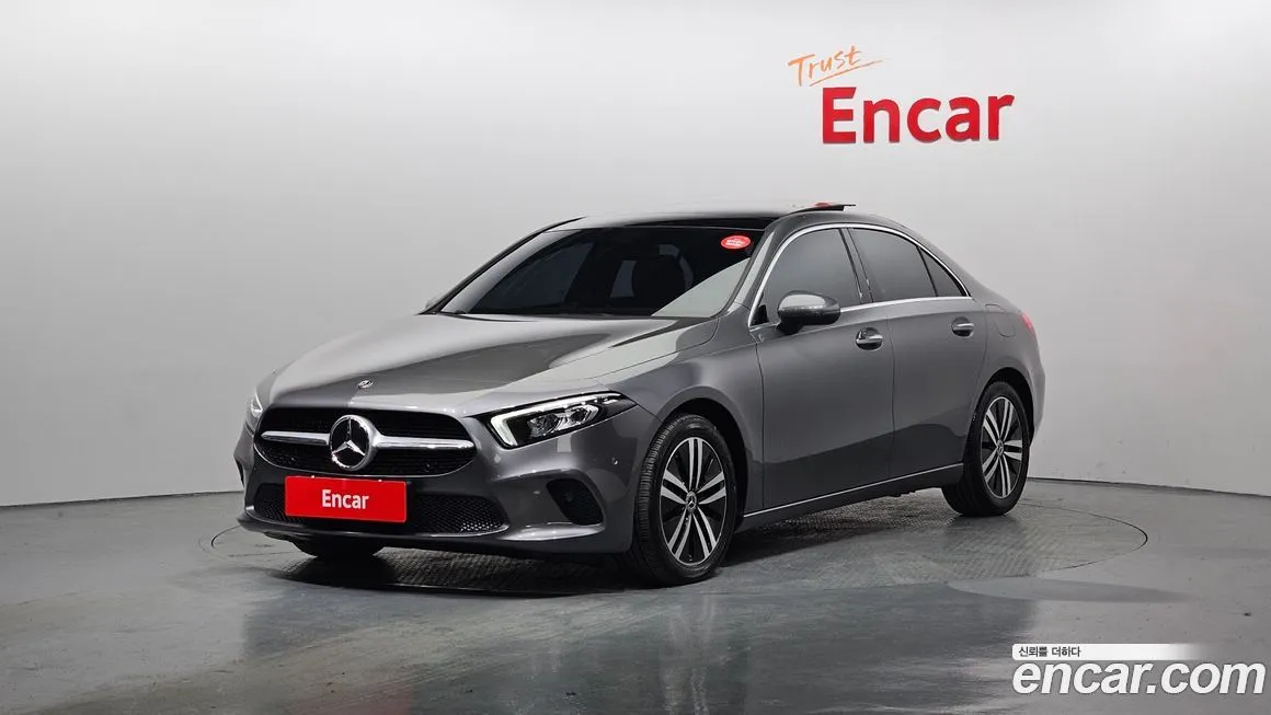 Mercedes-Benz A-Class — фото 1
