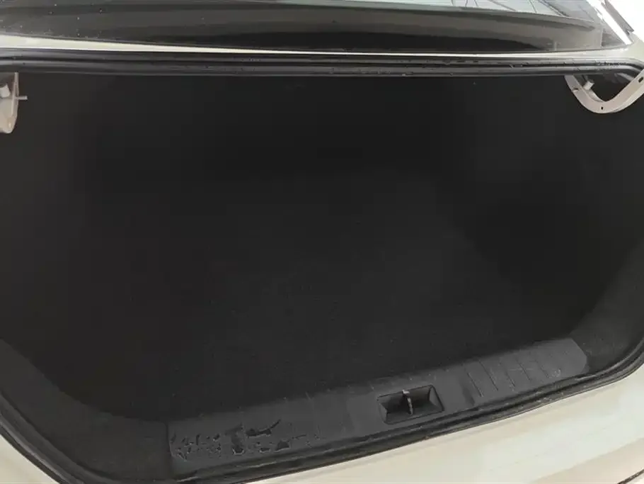 Nissan Sylphy 2022 из CN, фото 2