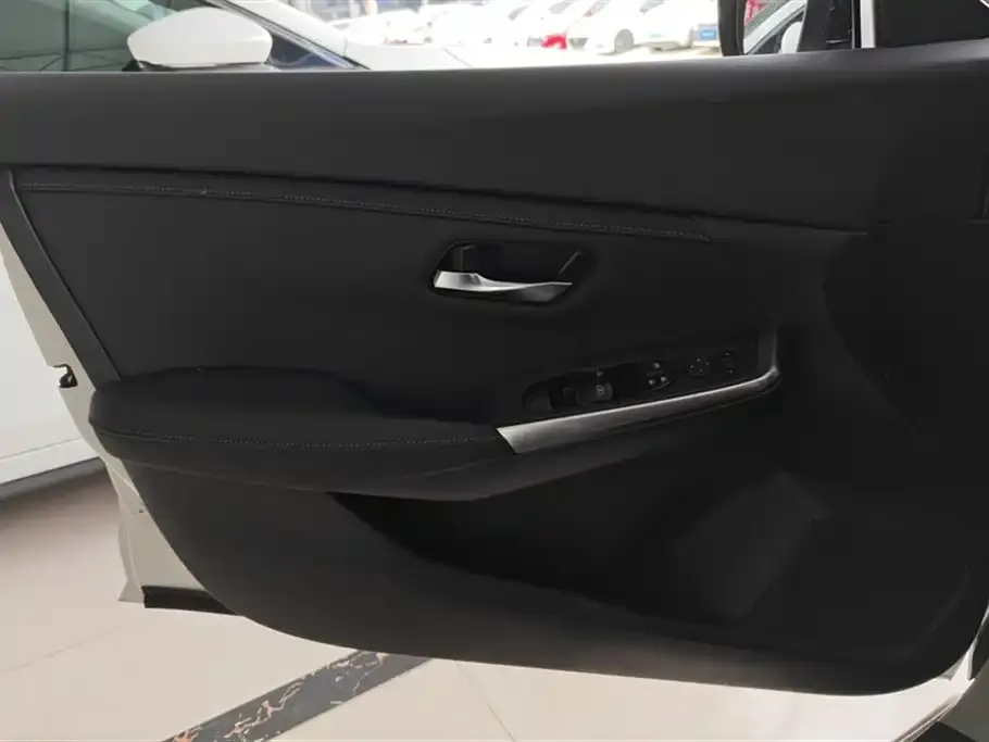 Nissan Sylphy 2022 из CN, фото 5