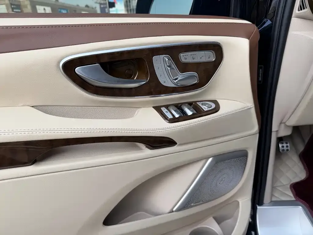 Mercedes-Benz Vito 2021 из CN, фото 7