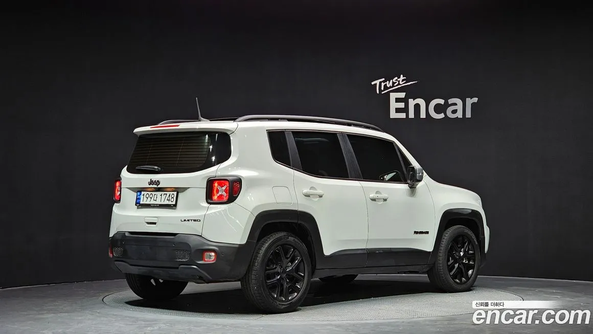 Jeep Renegade 2022 из KR, фото 2