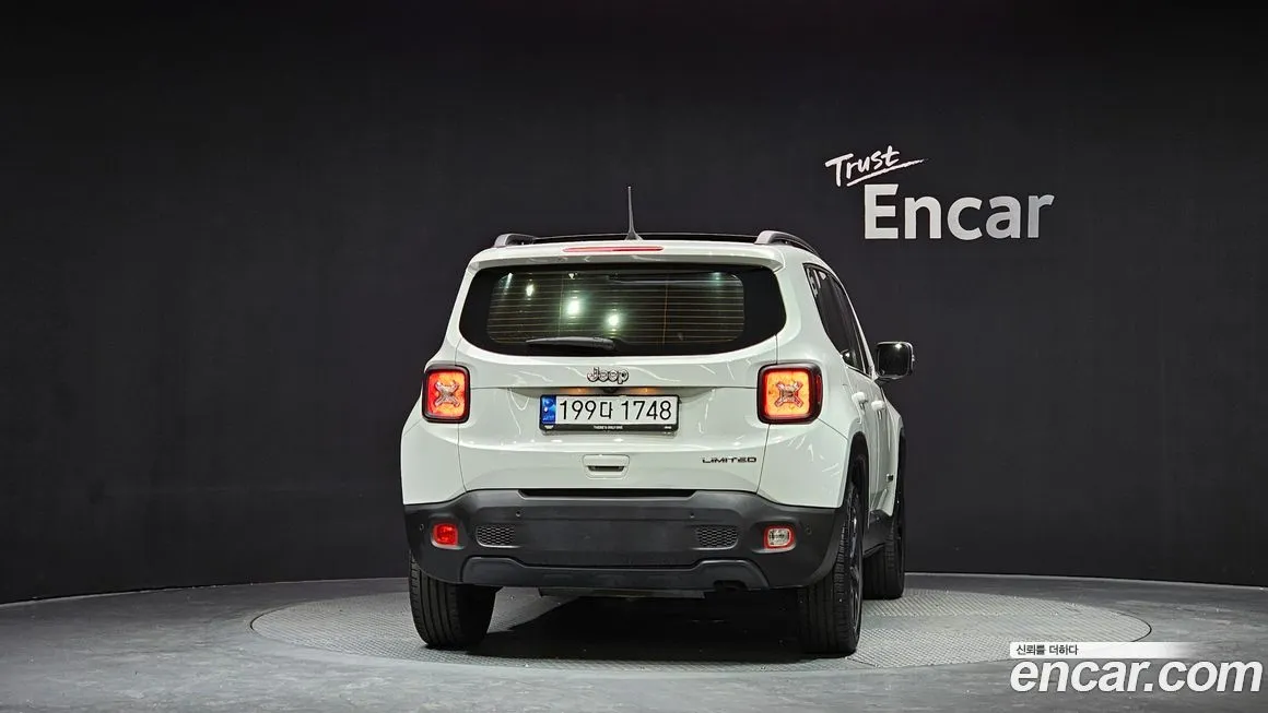 Jeep Renegade 2022 из KR, фото 4