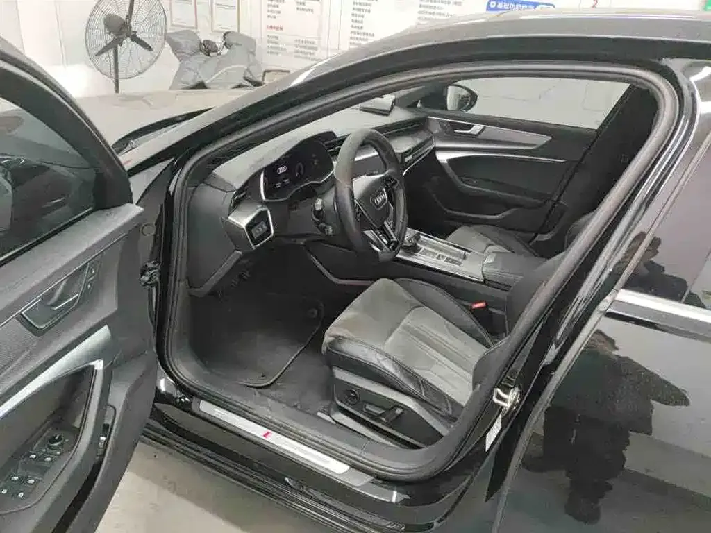 Audi A6L New Energy — фото 4