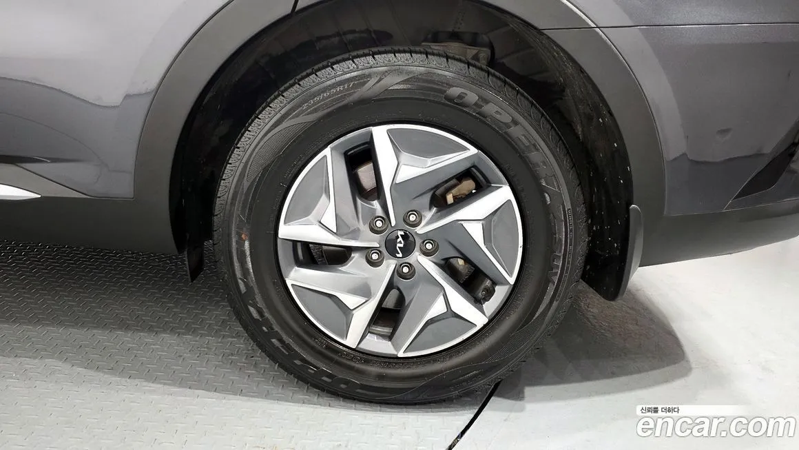 Kia Sorento — фото 10