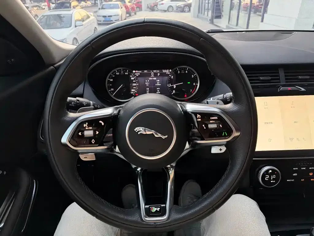 Jaguar E-PACE 2024 из CN, фото 5