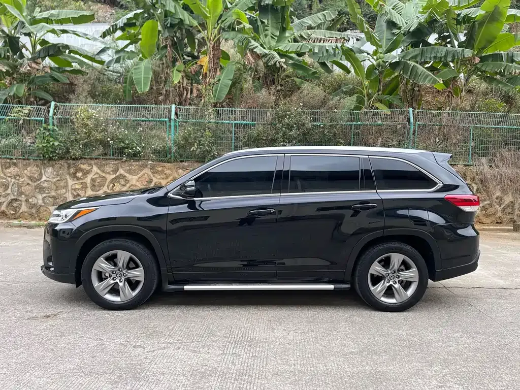 Toyota Highlander 2021 из CN, фото 7
