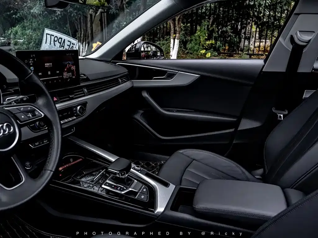 Audi A4 (Import) — фото 9