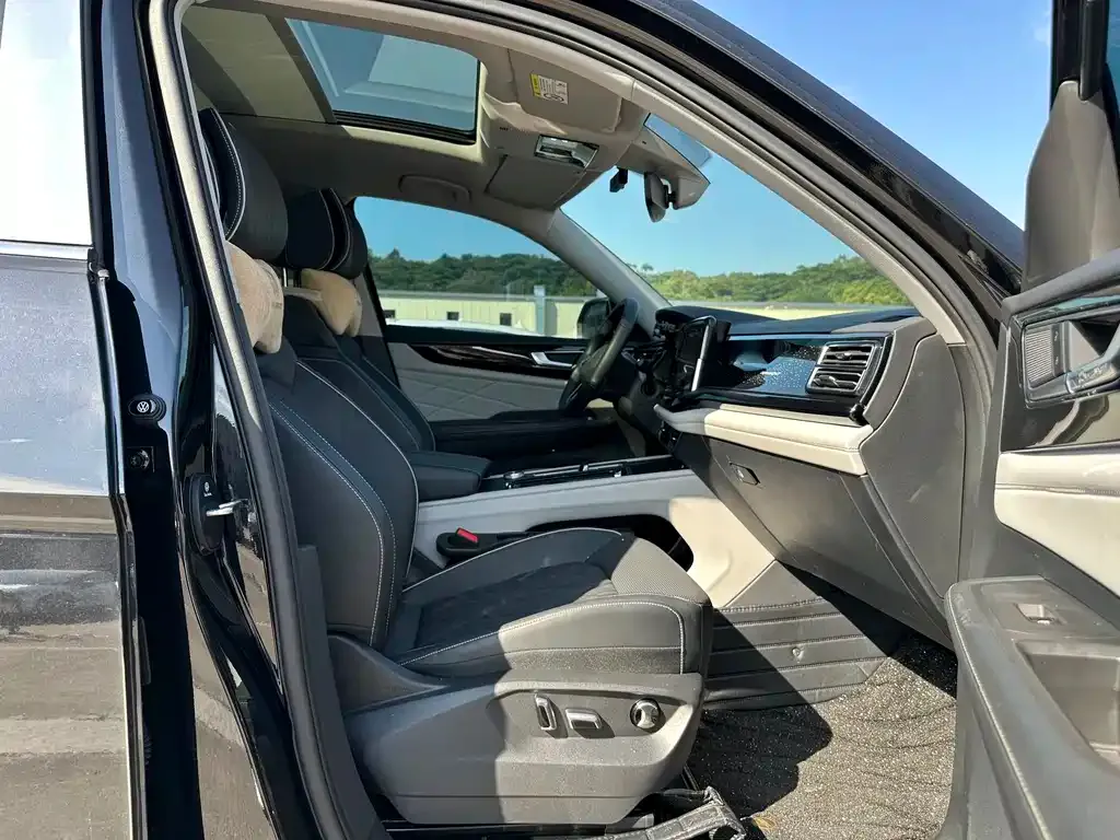 Volkswagen Teramont 2024 из CN, фото 4
