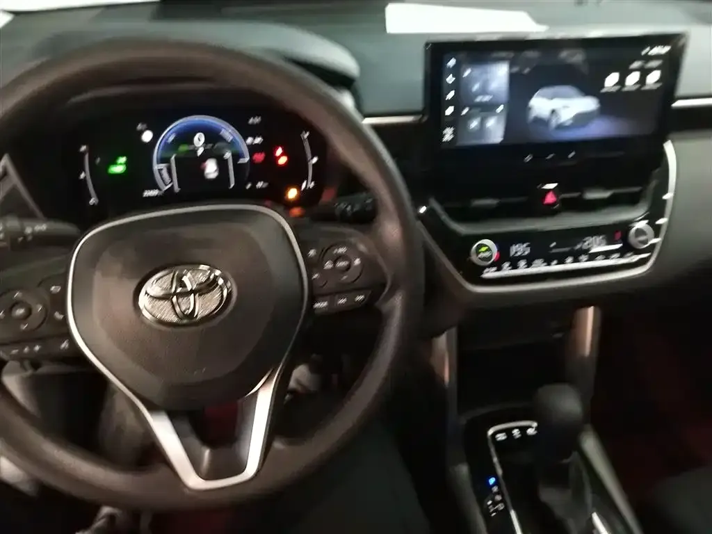 Toyota Frontlander 2023 из CN, фото 10