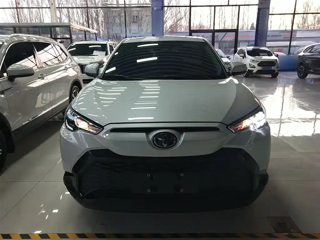Toyota Frontlander 2023 из CN, фото 3