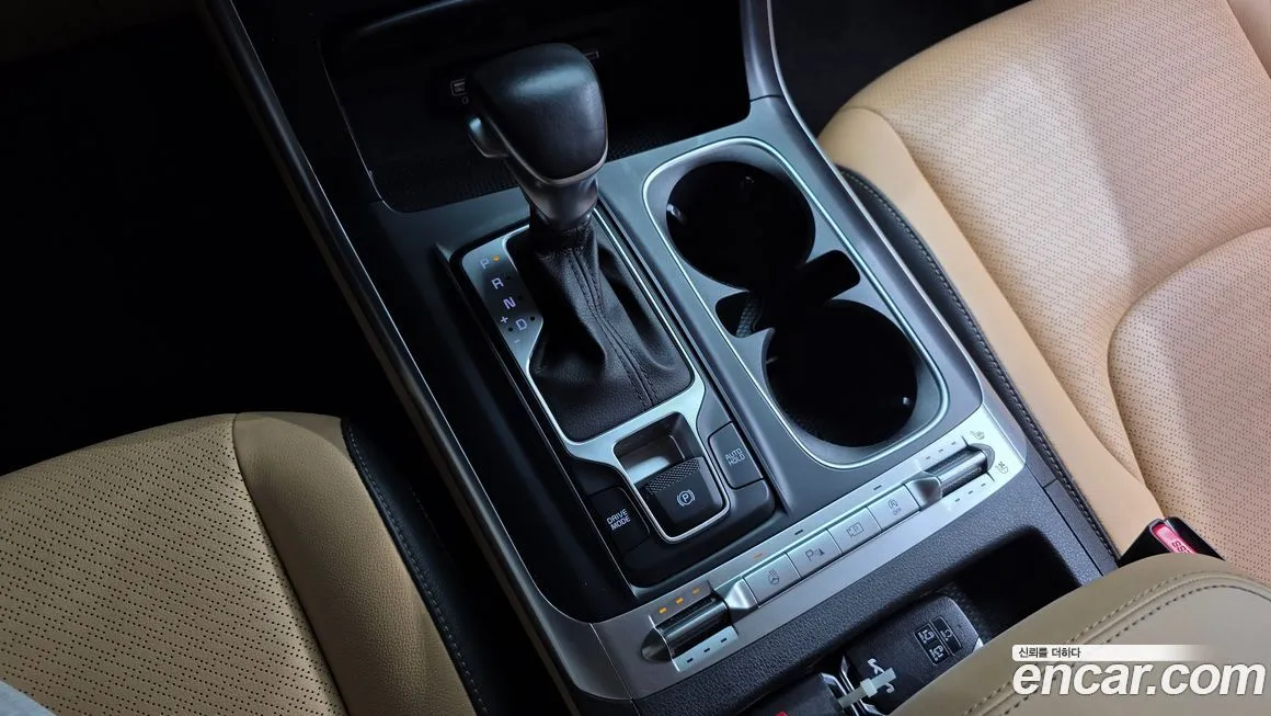 Kia Carnival — фото 10
