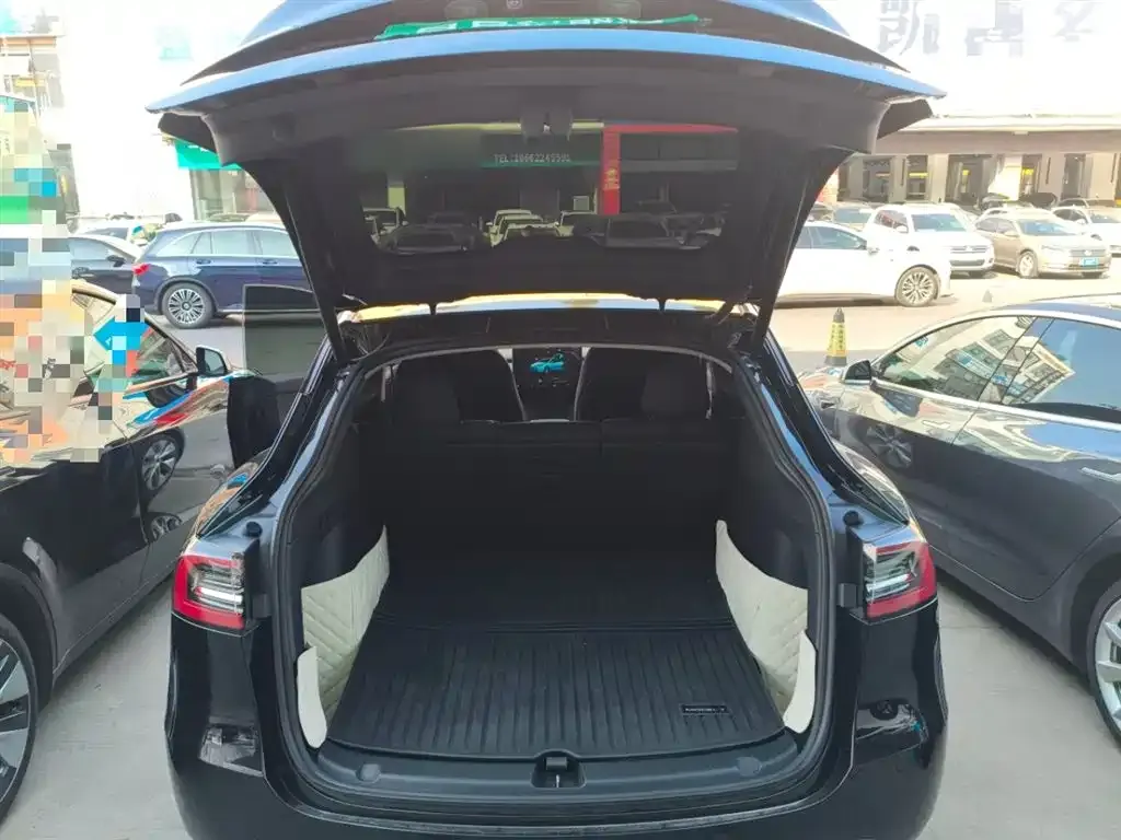 Tesla Model Y 2022 из CN, фото 9