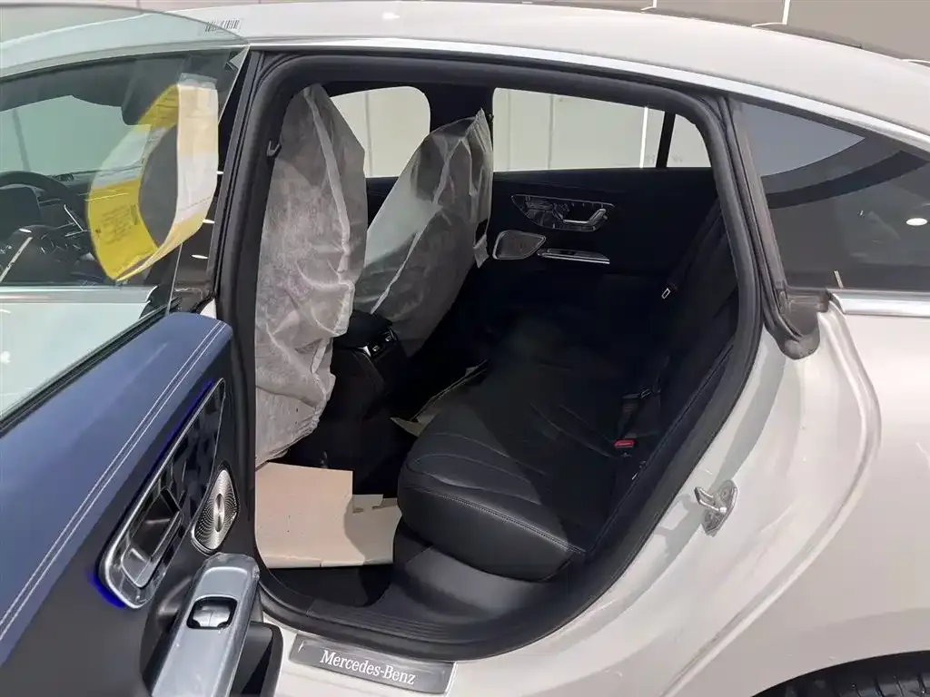 Mercedes-Benz EQE 2025 из CN, фото 2