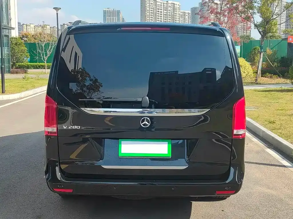 Mercedes-Benz V-Class 2022 из CN, фото 8