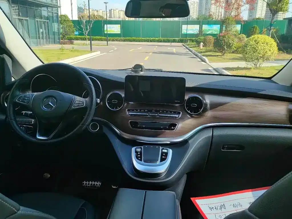 Mercedes-Benz V-Class 2022 из CN, фото 6