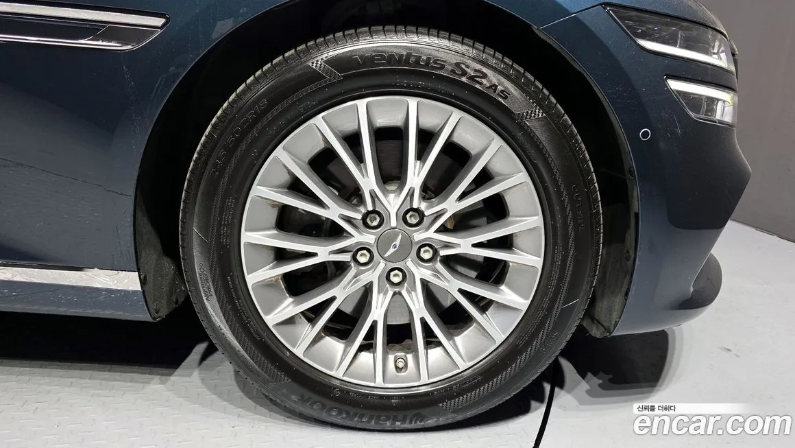 Genesis G80 — фото 10
