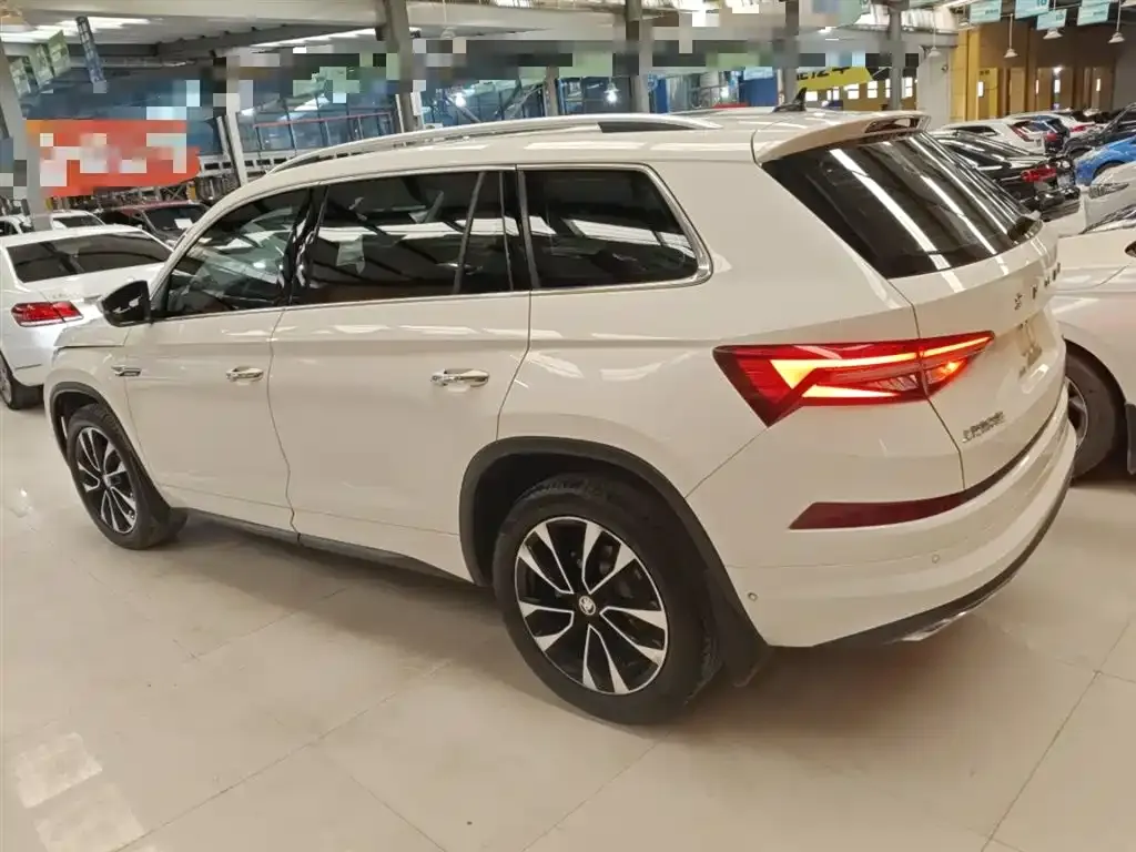 Skoda Kodiaq 2022 из CN, фото 10