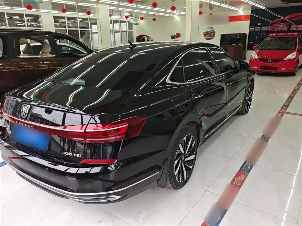 Volkswagen Passat — фото 2