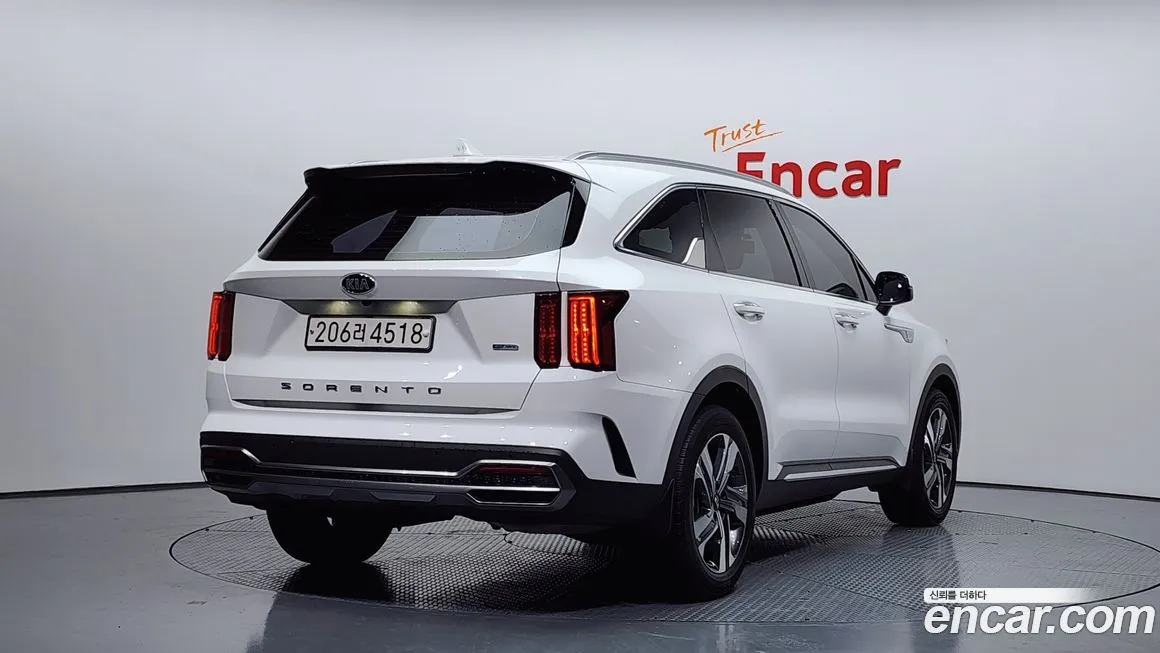 Kia Sorento — фото 4
