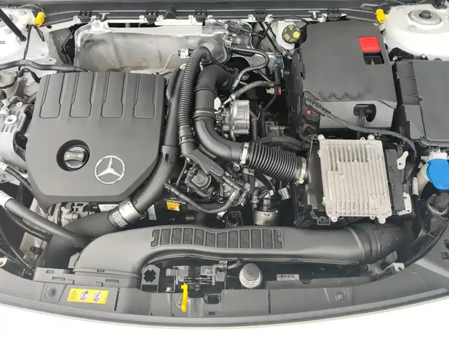 Mercedes-Benz A-Class — фото 10