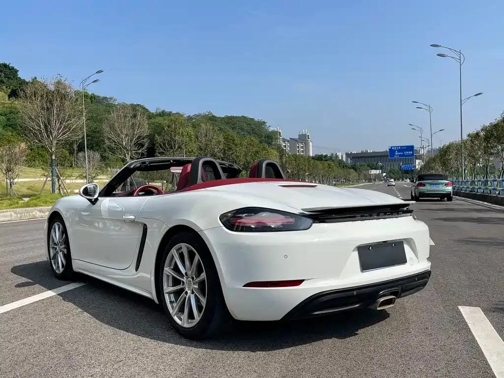 Porsche 718 2021 из CN, фото 4