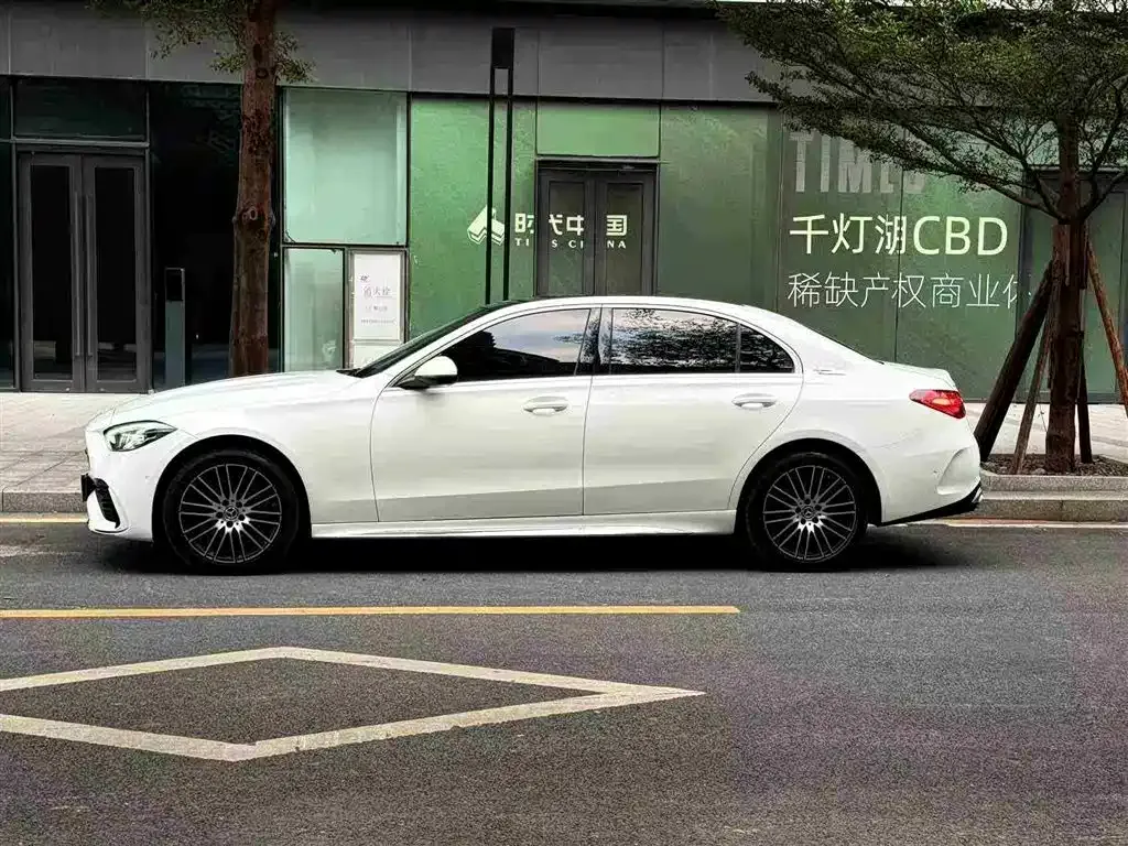 Mercedes-Benz C-Class — фото 10