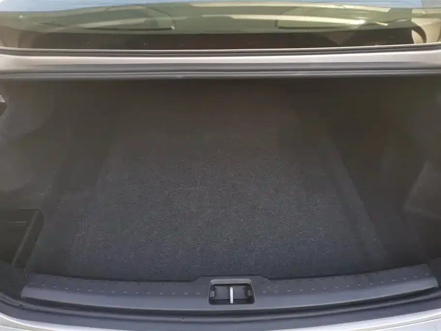 Volvo S60 2025 из CN, фото 10