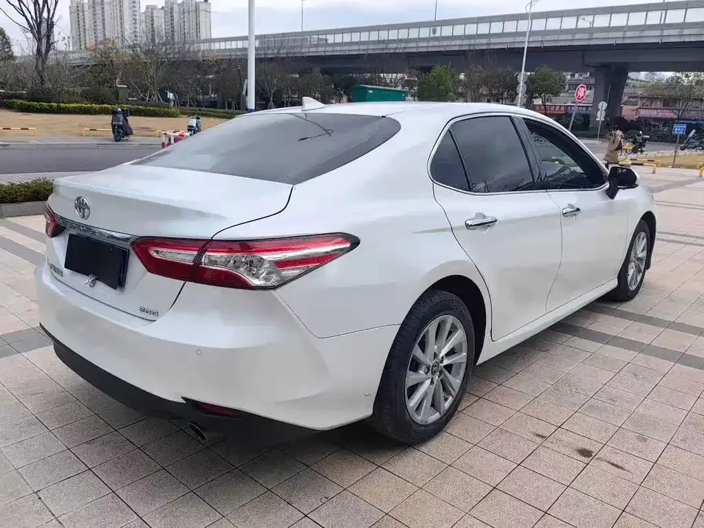 Toyota Camry 2021 из CN, фото 7