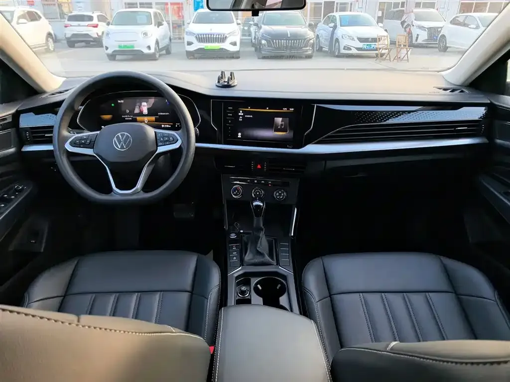 Volkswagen Passat — фото 2