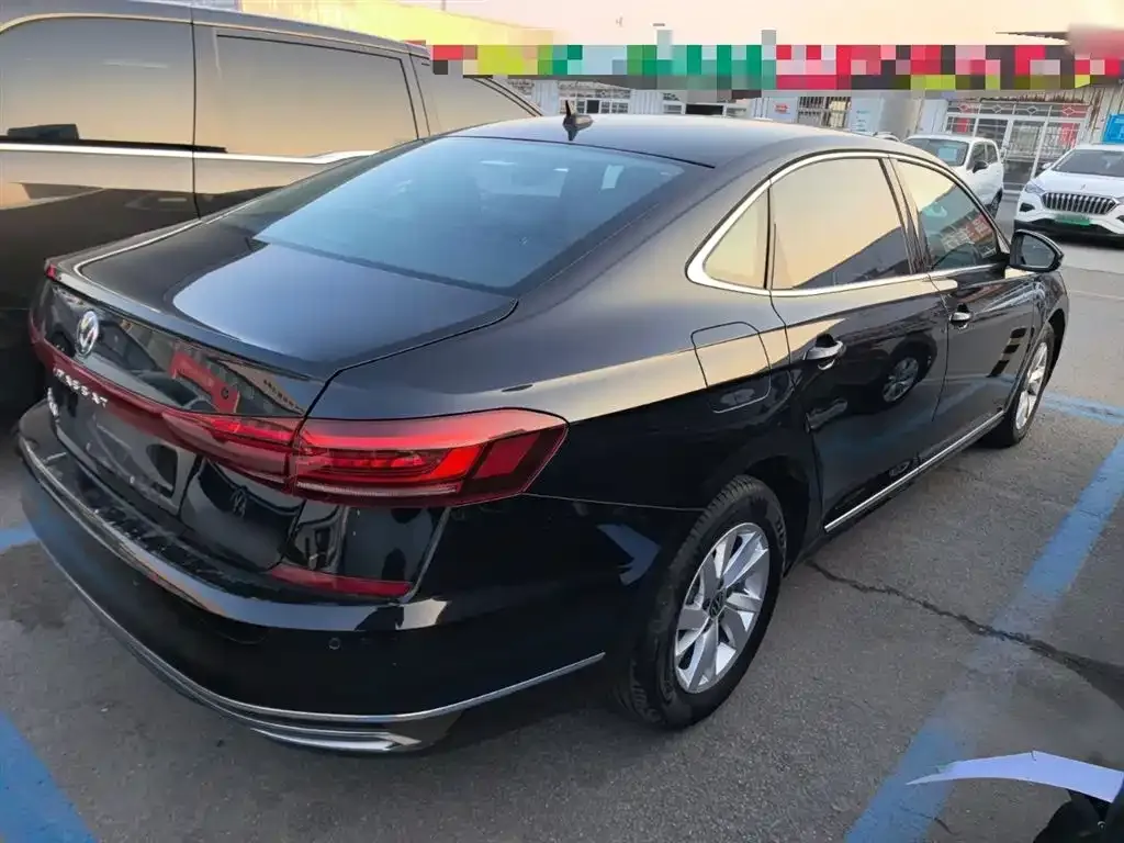 Volkswagen Passat — фото 4