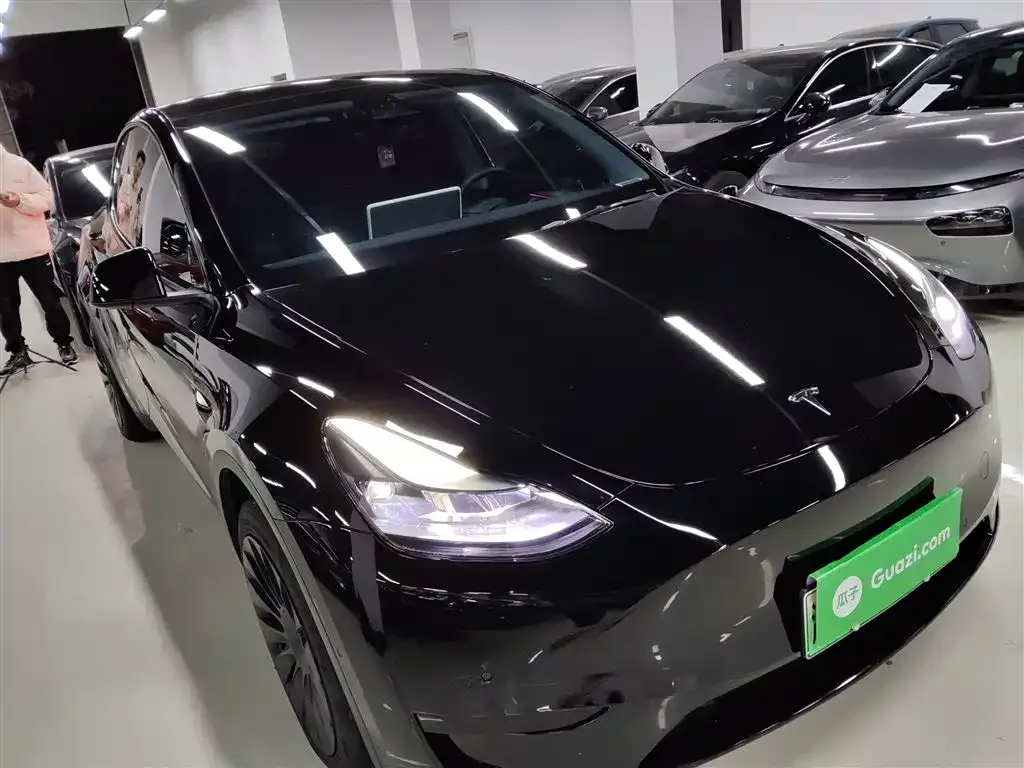 Tesla Model Y 2023 из CN, фото 4