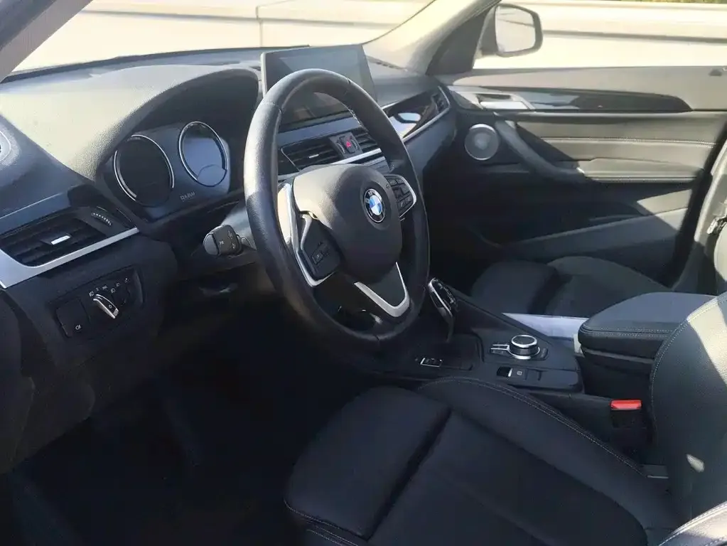 BMW X1 2022 из CN, фото 2