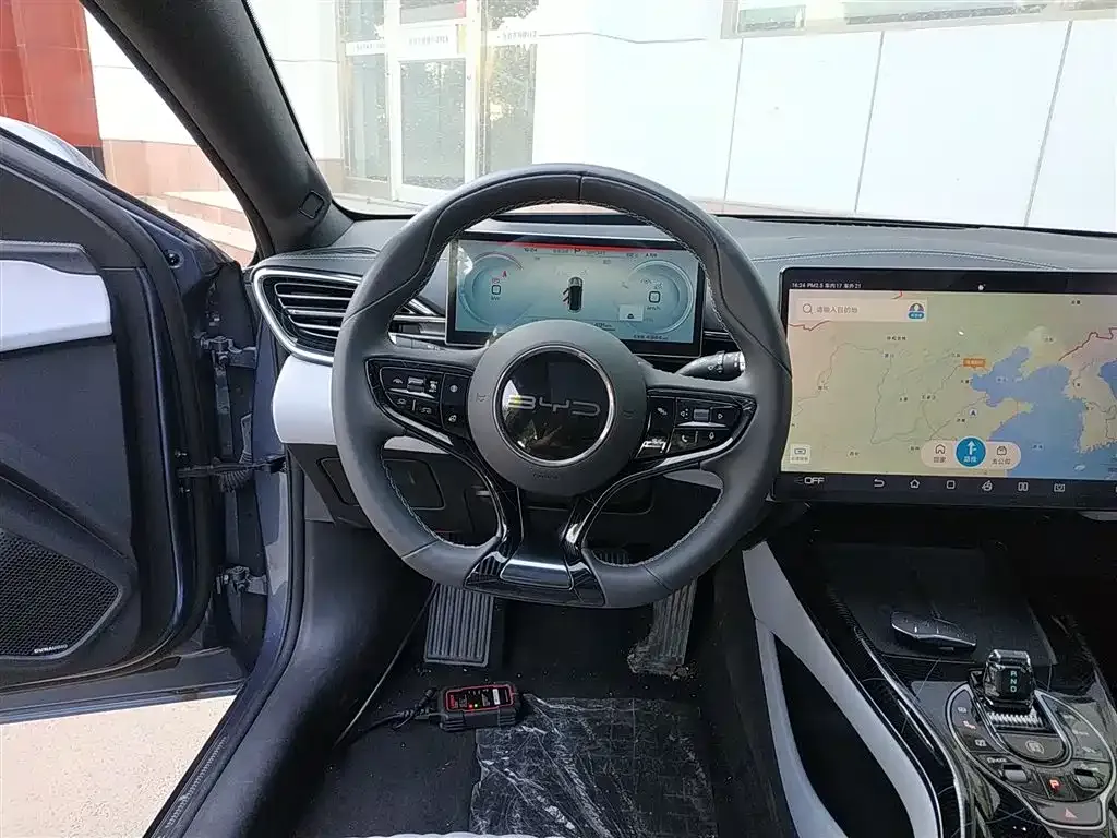 BYD Seal — фото 7