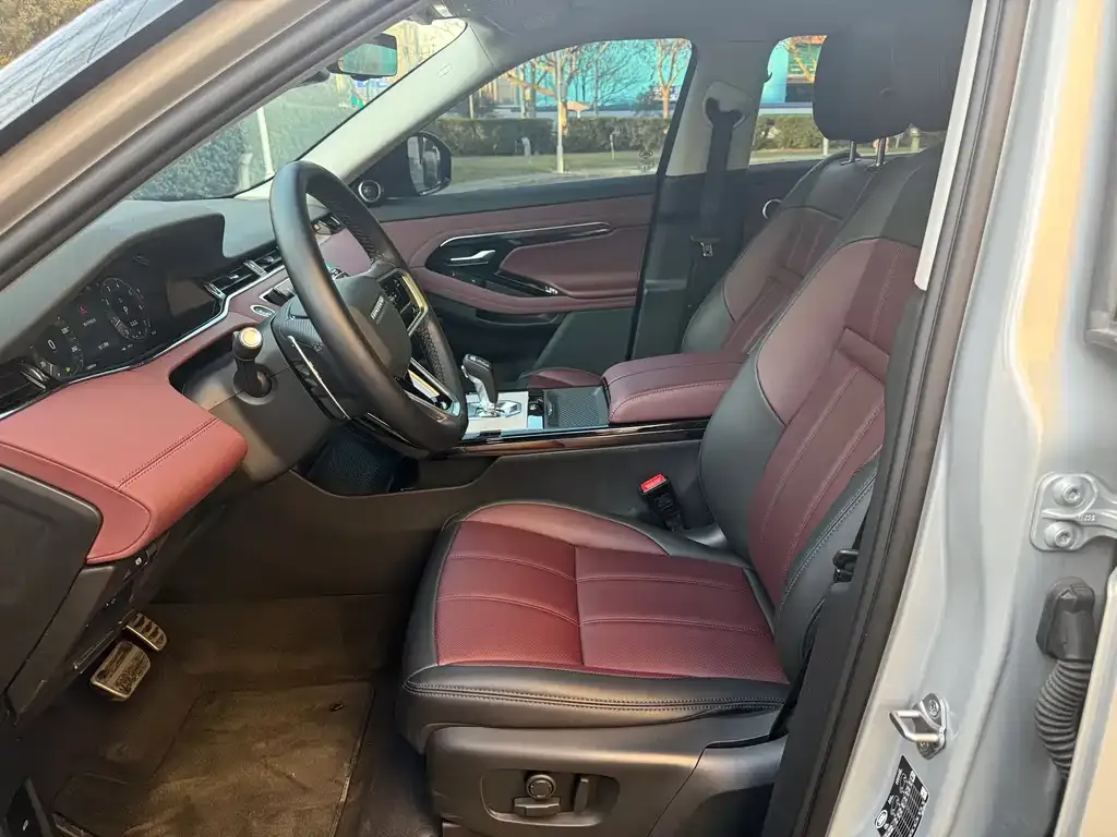 Land Rover Evoque 2024 из CN, фото 6