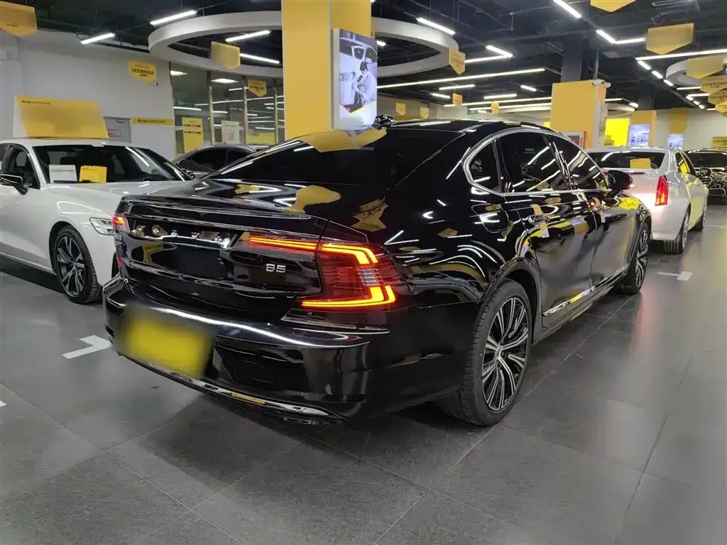 Volvo S90 2022 из CN, фото 5
