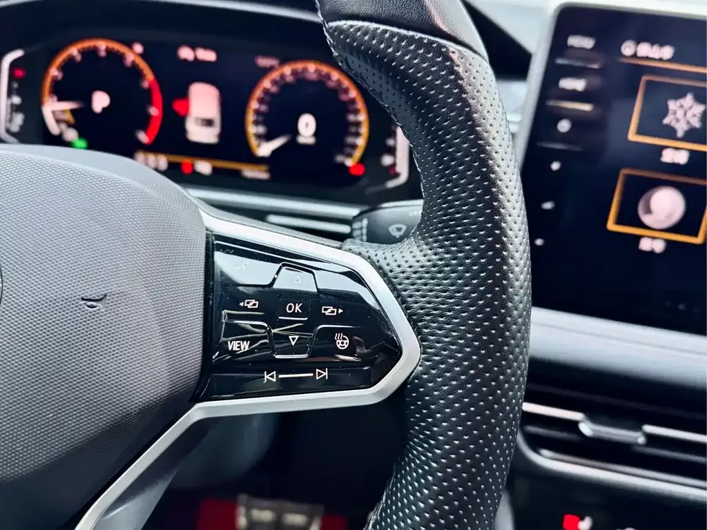 Volkswagen Tiguan X 2023 из CN, фото 10