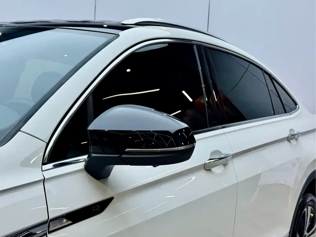 Volkswagen Tiguan X 2023 из CN, фото 3